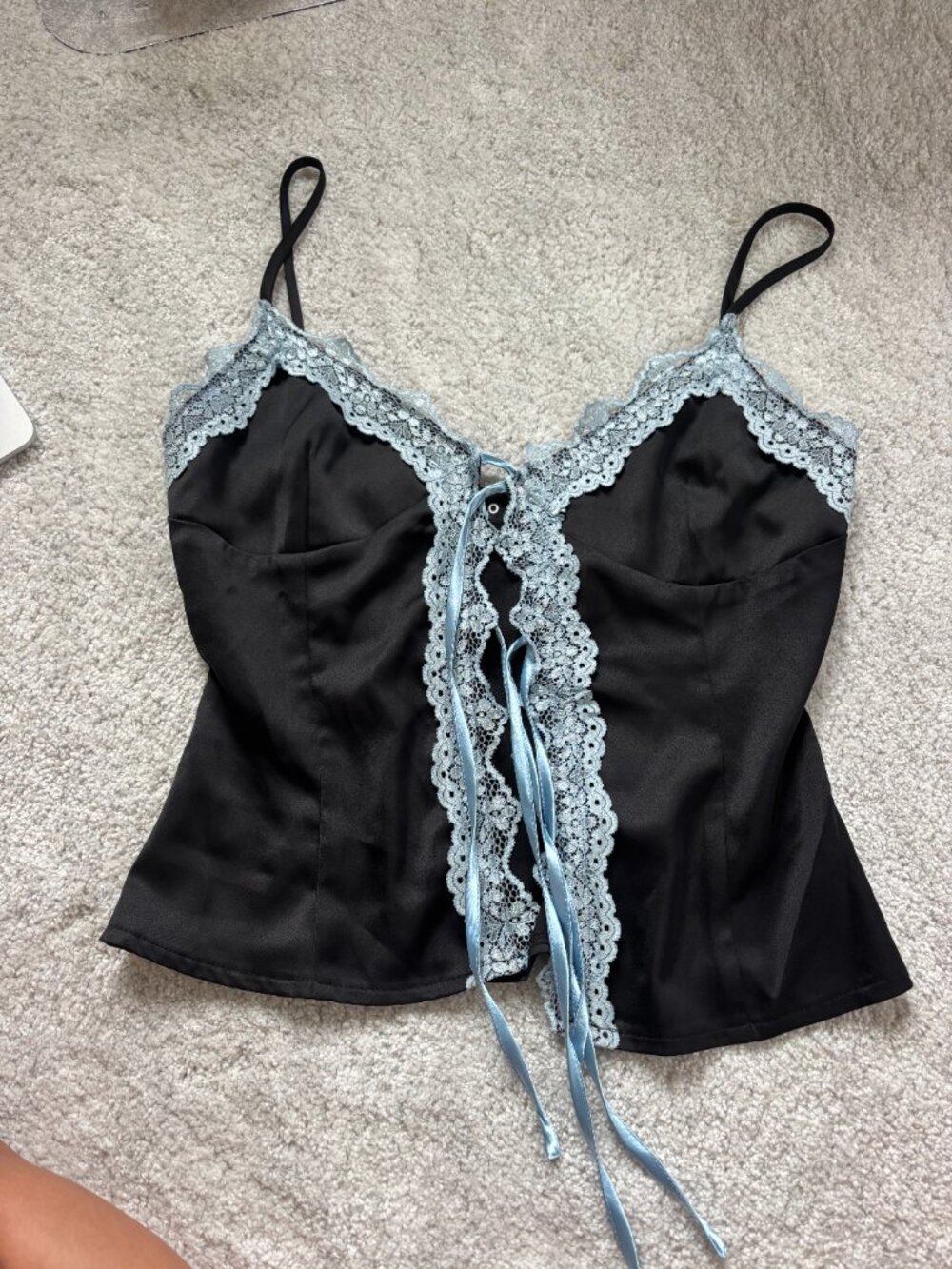 Motel Rocks Silk Top - Picture 4 of 4